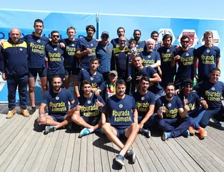 Fenerbahçe Kürek Takımı'ndan Galatasaray'a 'Burada kalmıştık' göndermesi!
