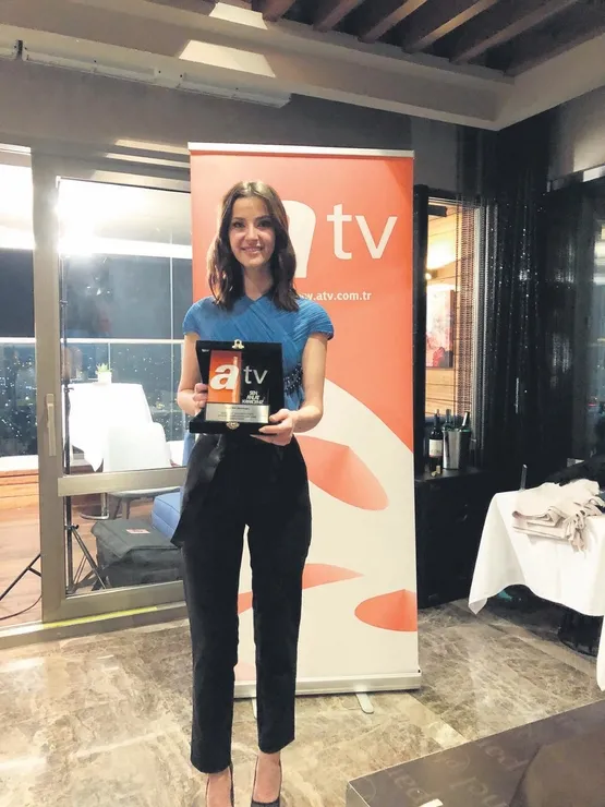 sen-anlat-karadenizden-duygusal-veda-1573768803234.jpeg 'Sen Anlat Karadeniz'den duygusal veda...-1