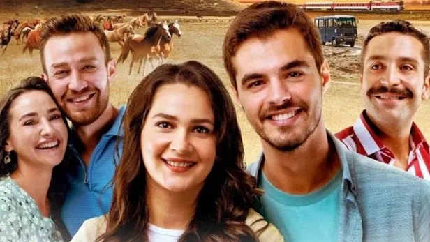 Gönül Dağı'nda fişi çekildi kaşla göz arasında bavulu eline verildi! Eski fotoğrafları sayfa sayfa yayılmıştı TRT 1...-2