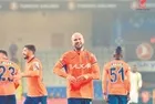 Başakşehir avantajı kaptı