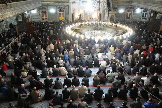 2022-temmuz-kayseri-konya-mersin-kurban-bayrami-namaz-saati-konya-kayseri-mersin-bayram-namazi-saat-kacta-ne-z-1657289897123.jpg Konya, Kayseri, Mersin bayram namazı saat kaçta, ne zaman kılınacak? 2022 Temmuz Kayseri, Konya, Mersin Kurban Bayramı namaz saati!-2