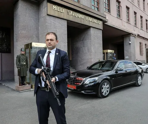 Korumalarda dikkat çeken ayrıntı-1