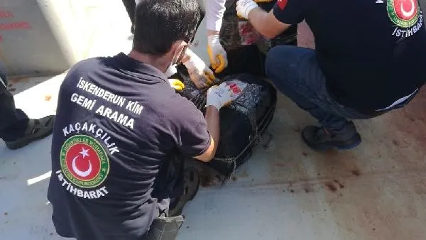 kolombiyadan-iskenderun-limanina-gelen-gemide-72-kilo-kokain-ele-gecirildi-1597823508674.jpg