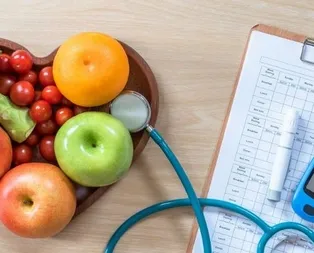 Diyabetin şifresi kırmızı! Uzmanlar uyardı: Her gün elma ve badem yiyin