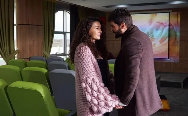 hercai-dizisinde-sezen-aksu-surprizi-miran-ve-reyyan-bir-araya-gelebilecek-mi-sensiz-bir-hayati-dusunmek-bile-istemiyorum-1614271218342.jpg