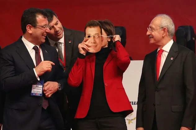CHP'nin bot hesaplarla Boğaziçi provokasyonu! Twitter'da DHKP-C, FETÖ, PKK, CHP ve HDP işbirliği ile kopya tweetler ifşa oldu