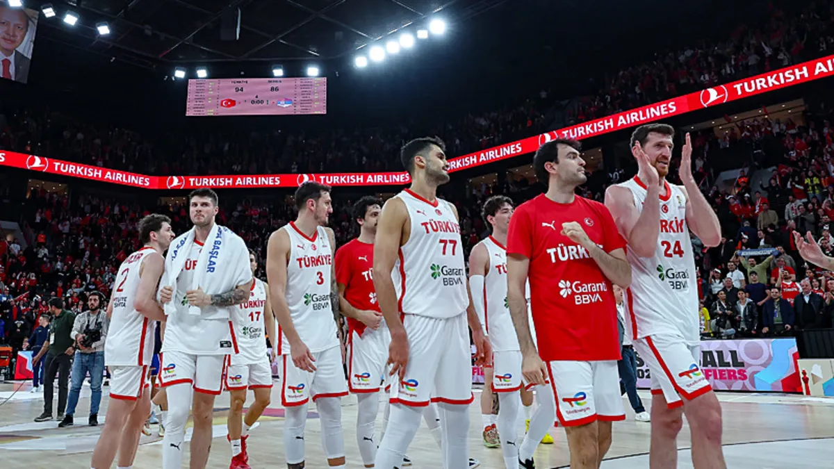 A Milli Erkek Basketbol Takımı grup aşamasını namağlup tamamladı: İsviçre 95-72 yenildi