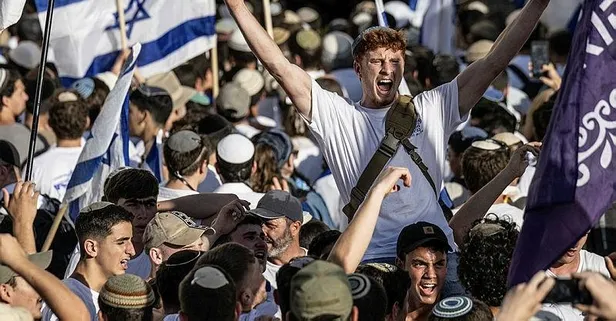 Lanetli kavim iğrenç topluluk! İşgalci İsraillilerden alçak slogan: Peygamber Efendimiz Hz. Muhammed'i hedef aldılar