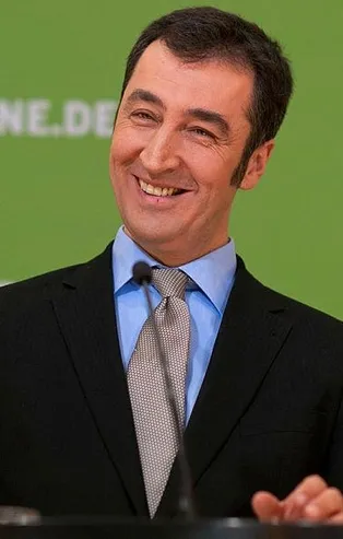 Türkiye düşmanı Cem Özdemir'e koronavirüs şoku