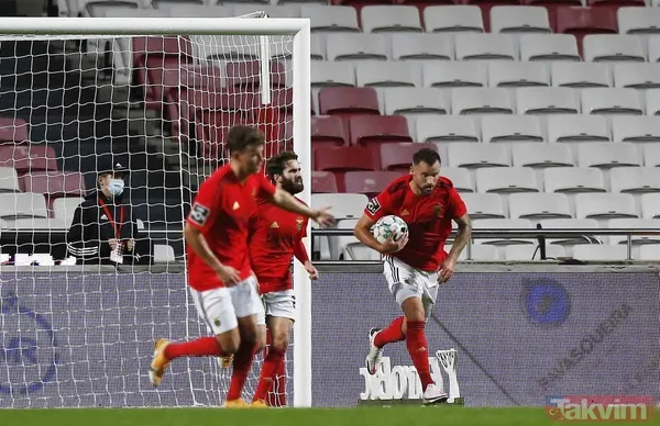 Galatasaray Seferovic ile anlaştı! Oyuncu İstanbul'a geliyor - 2