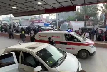Katil İsrail, Gazze’yi vurmaya başladı!