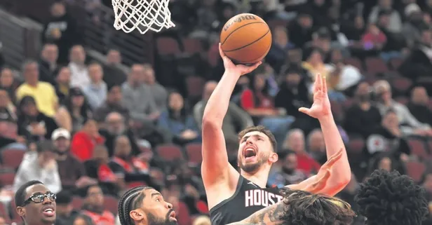 Alperen Şengün'den Chicago Bulls potasına 33 sayılık triple-double
