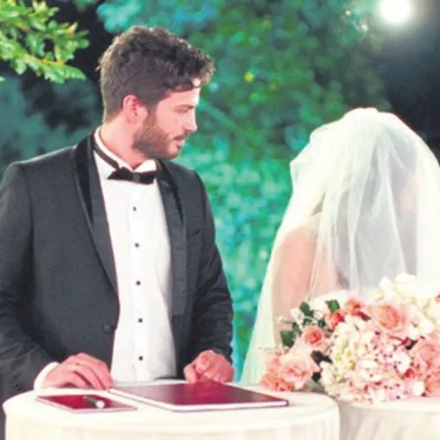 Sinemaseverler ekran başına!