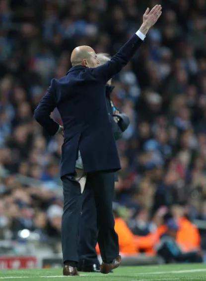 Real Madrid teknik direktörü Zinedine Zidane yine pantolon gazisi!-7