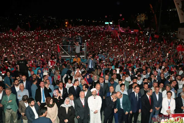 Milyonlar 15 Temmuz Şehitler Köprüsü'ne akın etti - 5