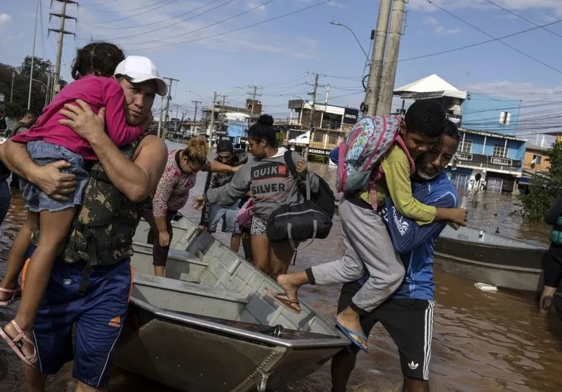Görüntüler korkunç! Brezilya'da hayatı felç etti: Sel felaketinde ölü sayısı gittikçe artıyor! Hayvanlar günlerdir mahsur!-3