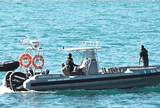 Ege Denizi’nde kelepçeli firar