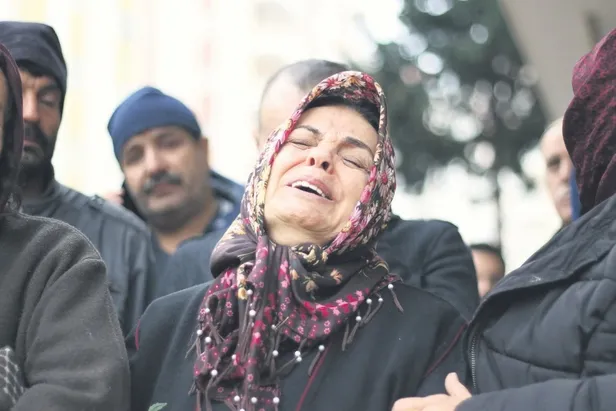 adana-kan-agliyor-turkiyeyi-sarsan-depremde-aci-gercek-bir-kez-daha-ortaya-cikti-1675726901377.jpeg Adana kan ağlıyor! Türkiye'yi sarsan depremde acı gerçek bir kez daha ortaya çıktı-7
