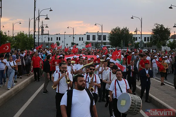 Türkiye 15 Temmuz Demokrasi ve Milli Birlik Günü'nde nöbette! - 22