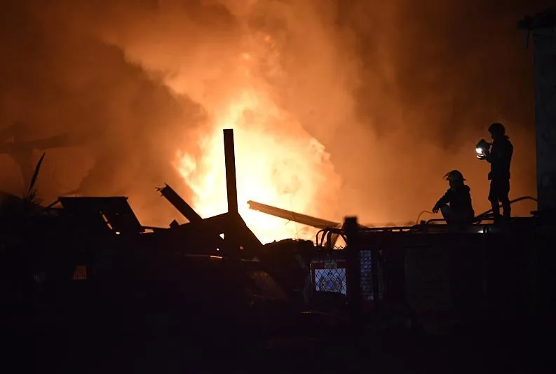 Soykırımcı İsrail, Lübnan’ı vurdu!