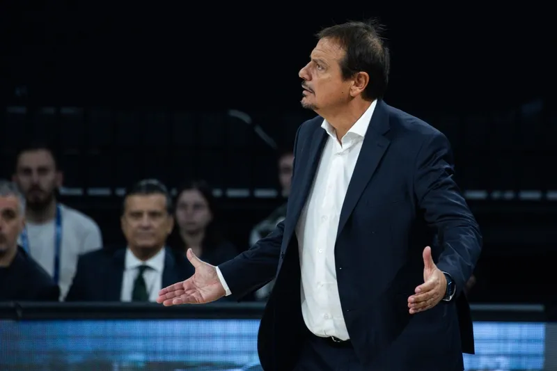EuroLeague soykırımcıya arka çıktı: Panathinaikos koçu Ergin Ataman'a para cezası verdi! "Ben Türk'üm bana bir şey yapamazsınız" demişti-4