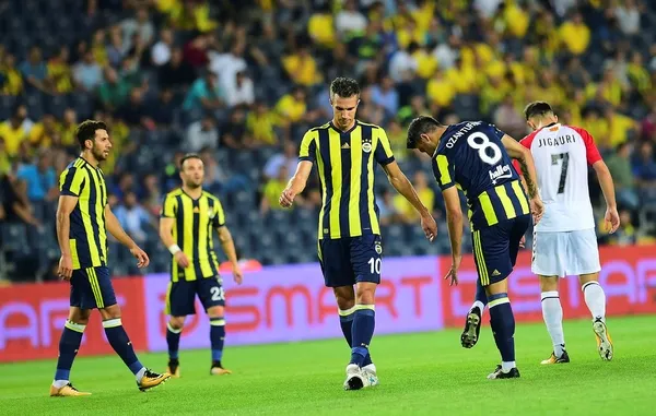 Van Persie hakkında şok iddia!-1