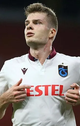 Alexander Sörloth ile görüşme yapılacak