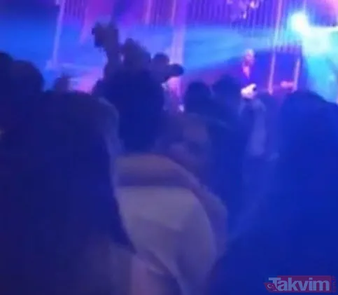 Afra Saraçoğlu ile Mert Ramazan Demir teknede dudak dudağa yakalandı! Yılın aşkından ilk görüntü ortalık yıkıldı Yalı Çapkını aşıkları... - 5