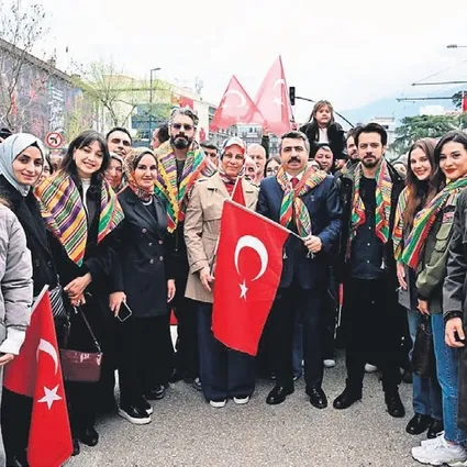 Kuruluş Orhan oyuncuları Bursa’da fetih coşkusu yaşadı: Ecdadımızı yad ettik