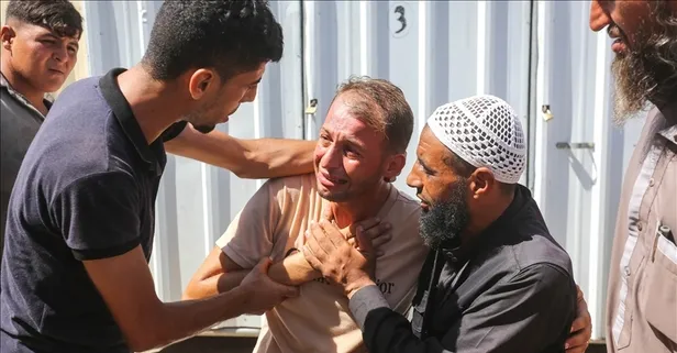 İkiz bebeklerinin doğum belgesini almaya gitmişti: Döndüğünde hepsini ölmüş olarak buldu | ''3 günlüktüler, onların ne suçu vardı?''