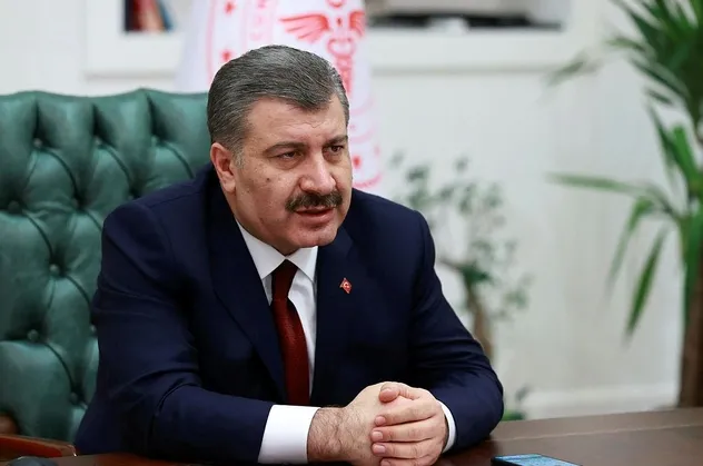 Sağlık Bakanı Fahrettin Koca: Hemşirelerimiz birer kahraman