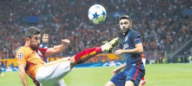 Sağ bekte forma savaşı büyüyor