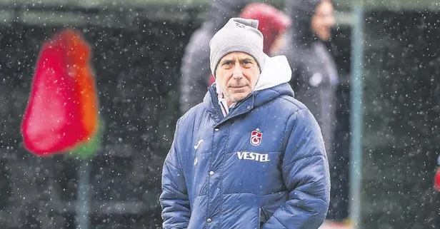 Trabzonspor Teknik Direktörü Abdullah Avcı’dan iddialı açıklamalar: Gelecek sezon en tepede olacağız