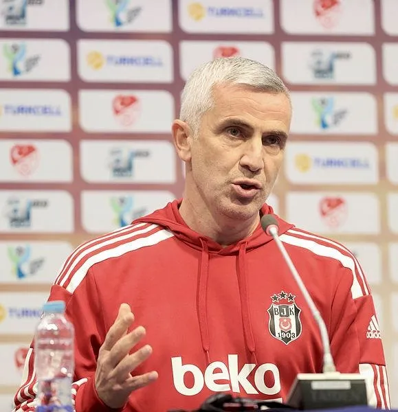 onder-karaveliden-mehmet-topal-aciklamasi-semptom-gosterince-takimdan-ayirdik-1641319180077.jpeg Önder Karaveli'den Mehmet Topal açıklaması: Semptom gösterince takımdan ayırdık-2