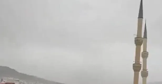 Çankırı’da kuvvetli rüzgar: Caminin minaresi devrildi
