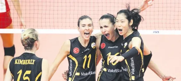 Eczacıbaşı Vitra&Vakıfbank rakiplerini ezdi geçti
