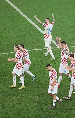 Hırvatistan, Japonya karşısında çeyrek final biletini penaltılarda kaptı