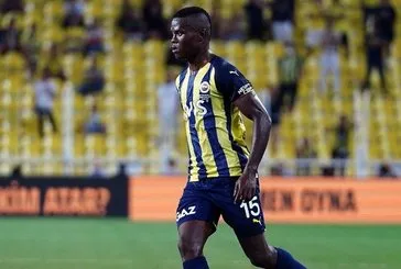 Fenerbahçe Samatta ile yolları ayırdı!