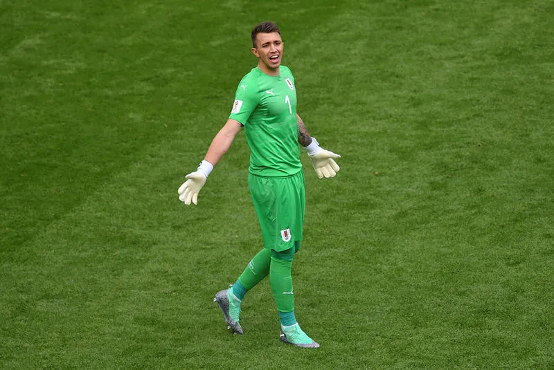 Napoli'den Muslera hamlesi - 1