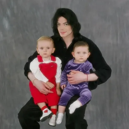 Michael Jackson çocuklarına maske taktırma sebebi ortaya çıktı