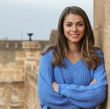 Hercai'nin Yaren'i İlay Erkök'ten şoke eden itiraf! 'Ben her şeyi çiğ yiyorum mesela denizden balığı çıkarıp...'-1