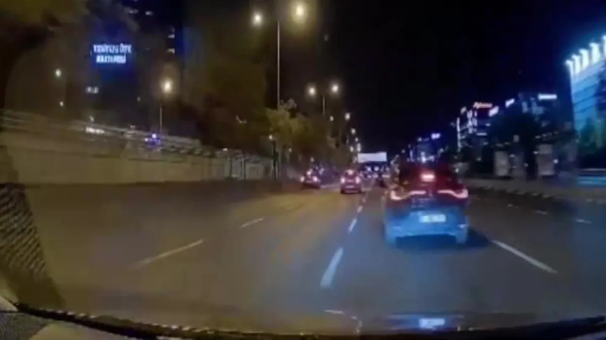 Kadıköy D-100’de makas terörü kamerada!