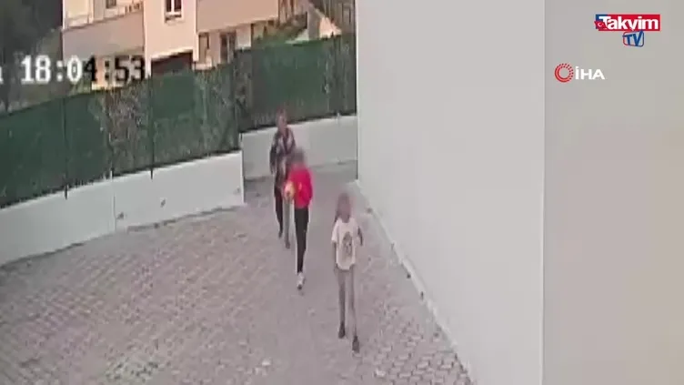 Adana'da akılalmaz hırsızlık! Oyun parkında çocuğa hırsızlık yaptıran şüpheli tutuklandı