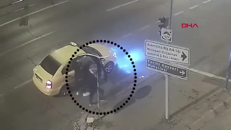 Takside uyuşturucu ticareti kamerada!
