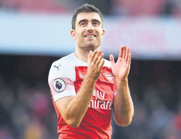 Sokratis için savaş çıktı!