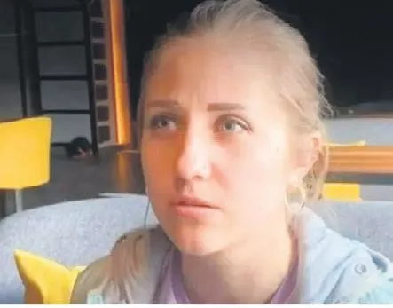 kiev-vatandaslarinda-moral-pozu-imha-edilen-rus-savas-araclari-ile-hatira-fotograflari-cekildiler-1651613188372.jpeg Kiev vatandaşlarında moral pozu! İmha edilen Rus savaş araçları ile hatıra fotoğrafları çekildiler-2