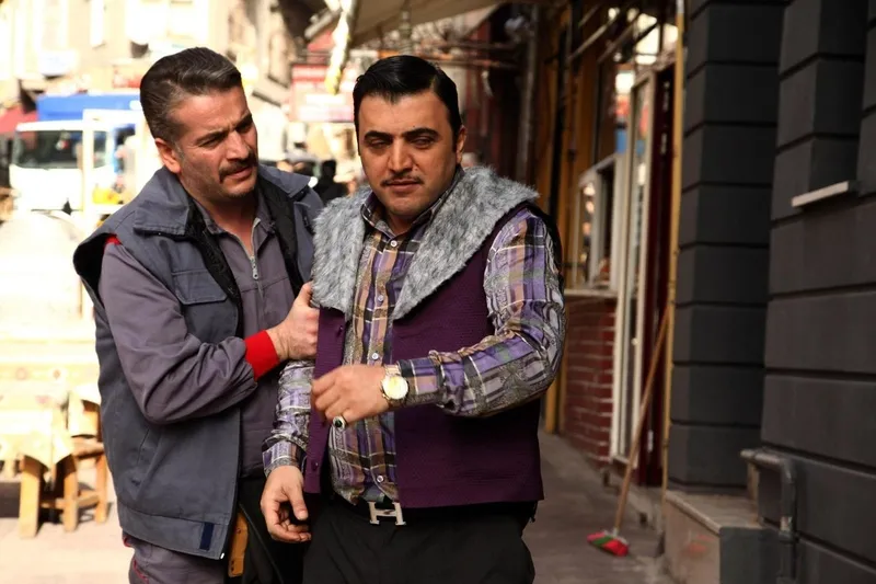 oyuncu-sinasi-yurtsever-hayatini-kaybetti-aci-haberi-zafer-algoz-duyurdu-1741883046853.jpeg Murat Cemcir ve Şinasi Yurtsever. (Sosyal Medya)