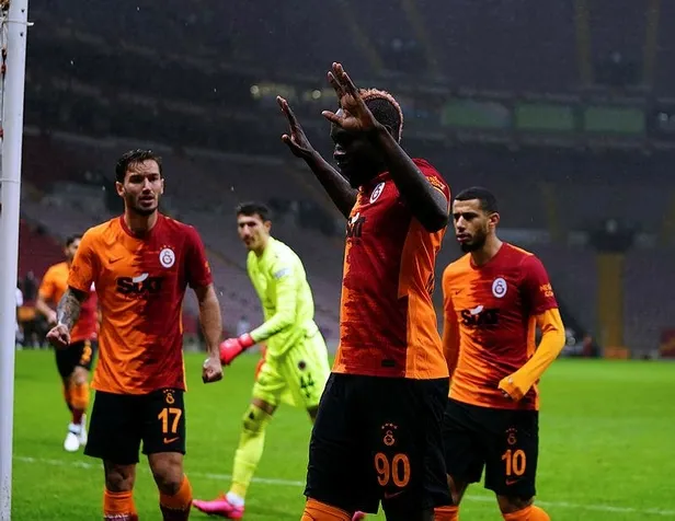 mbaye-diagne-galatasaray-genclerbirligi-macinda-sezonun-en-erken-golunu-atti-1610212188368.jpeg Mbaye Diagne Galatasaray - Gençlerbirliği maçında sezonun en erken golünü attı!-3