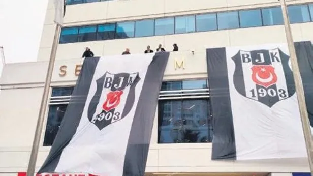 Süleyman Seba Kompleksine Beşiktaş arması ve bayrağı!