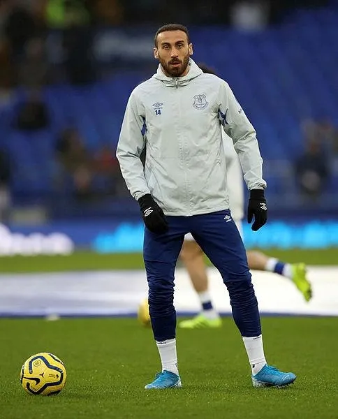 cenk-tosun-icin-3-formul-besiktas-yildiz-futbolcuyu-bitirmek-icin-kollari-sivadi-1636576405554.jpeg Beşiktaş'a Cenk Tosun müjdesi! Taraftar Everton'dan gelen haberle sevinecek-2